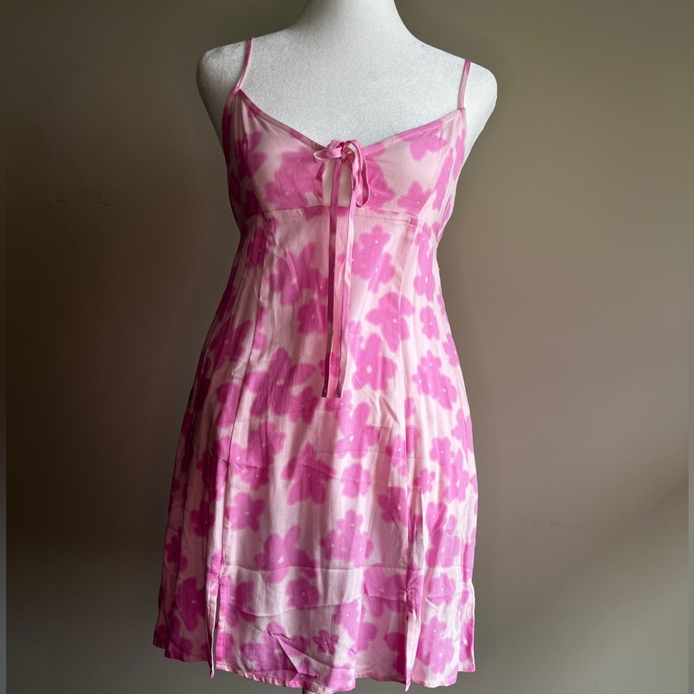 Women’s Extra Small Pink Floral Mini Dress with Spaghetti Straps